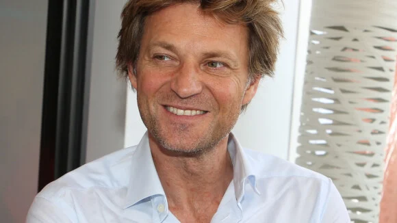 laurent delahousse frère et sœur
