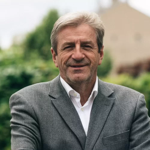 Éric Revel épouse
