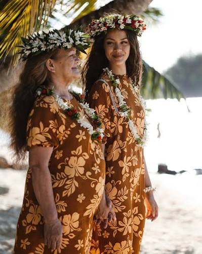 Hinaupoko Devèze parents
