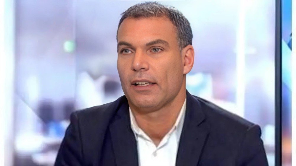 Biographie LCI Renaud Pila épouse