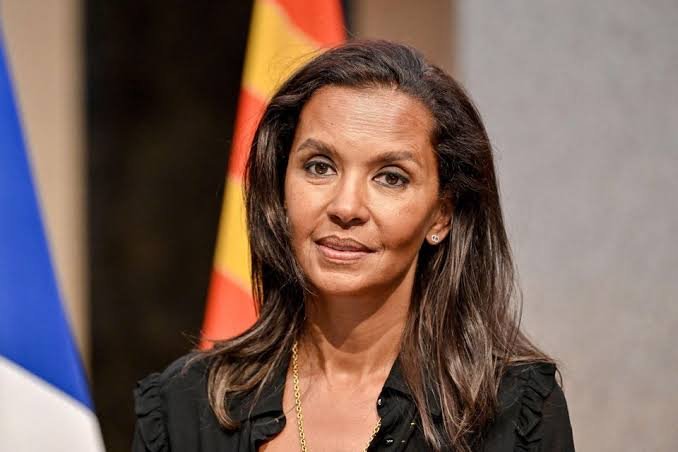 karine le marchand origine parents